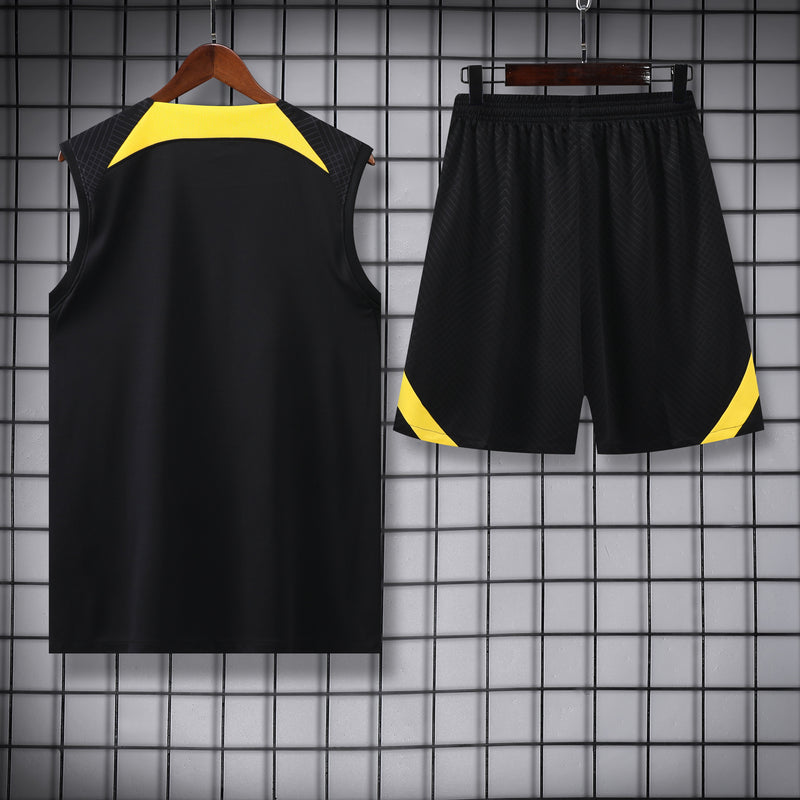 Kit Treino PSG 23/24 Nike - Preto com Amarelo