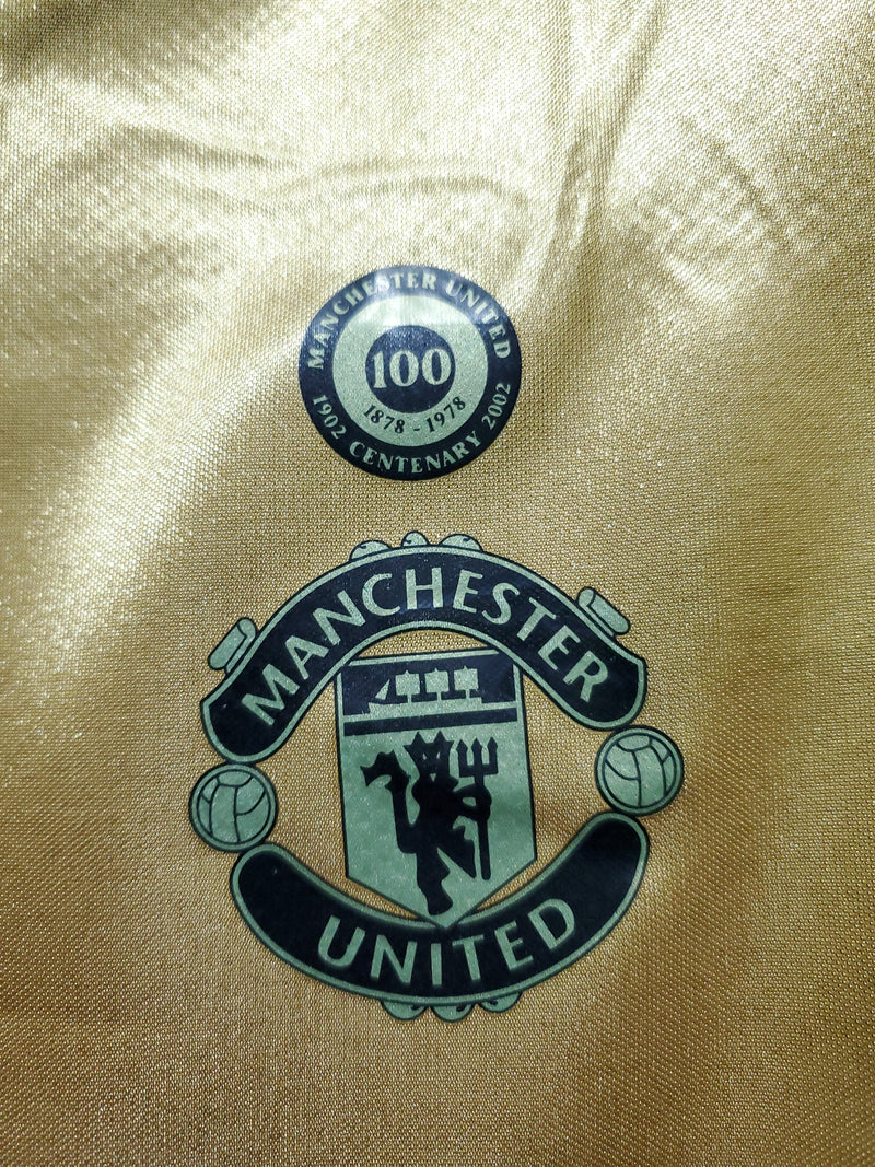 Camisa Retrô Manchester United 2001/2002 100th 24/25 - 2 em 1